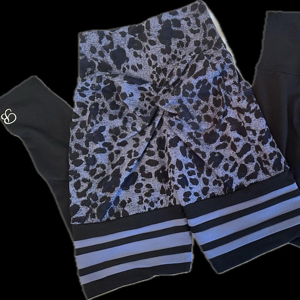 Bombshell Sportswear - Blue Leopard Scrunch Thigh Highs - Size XS